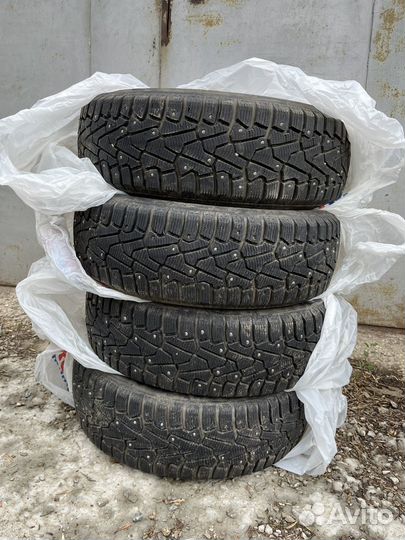 Pirelli Ice Zero 185/65 R15