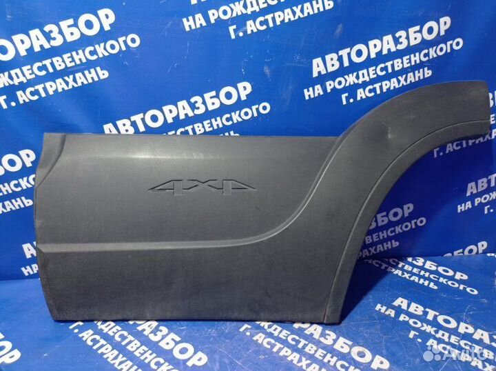 Накладка на дверь Chevrolet Niva внедорожник 2123