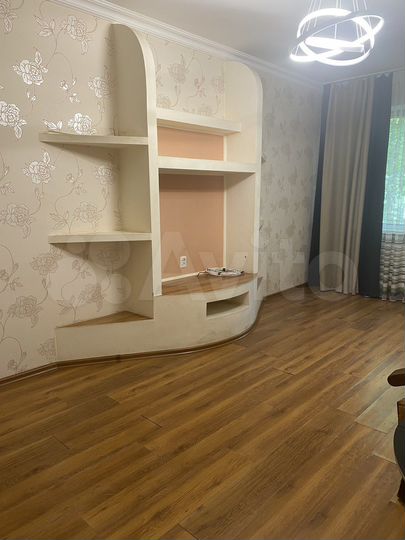 3-к. квартира, 79,9 м², 1/3 эт.