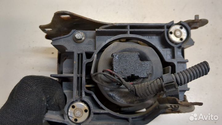 Фара противотуманная правая Honda CRX