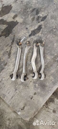 Верхний рычаг Ауди А4 Б5