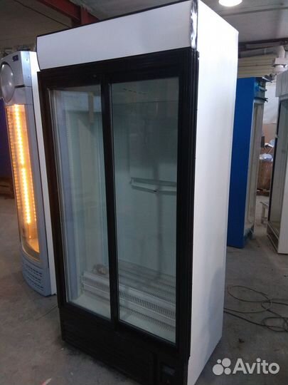 Холодильный шкаф