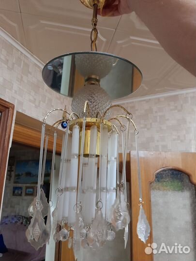 Люстры и светильники бу