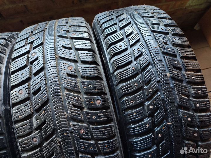 Kumho I'Zen KW22 195/55 R16