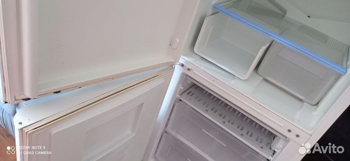 Холодильник бу indesit