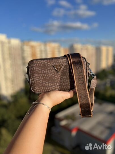 Женская сумка Guess