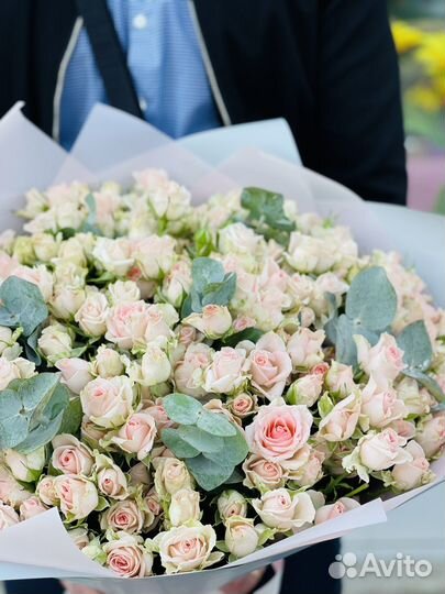 Букеты из 101 розы, 51 розы, 25 роз с доставкой