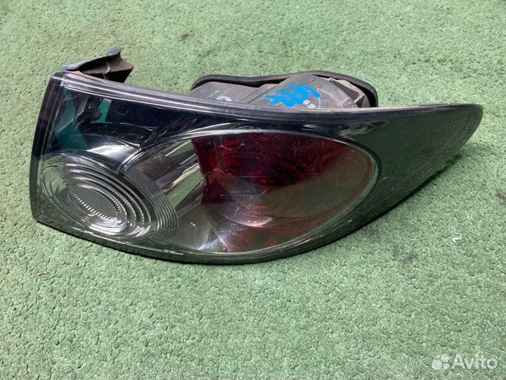 Стоп - сигнал/ фонарь задний правый Mazda Atenza