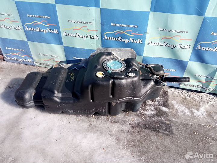 Топливный бак Nissan Patrol