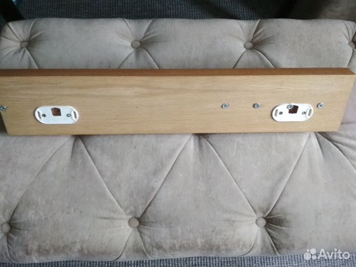 Вешалка настенная