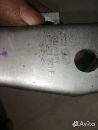 Петля капота ауди а4 8е фольксваген пассат б5