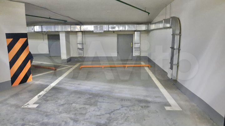 Машиноместо, 18 м²