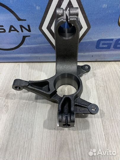 Кулак поворотный Цапфа Ступица в сборе Renault meg