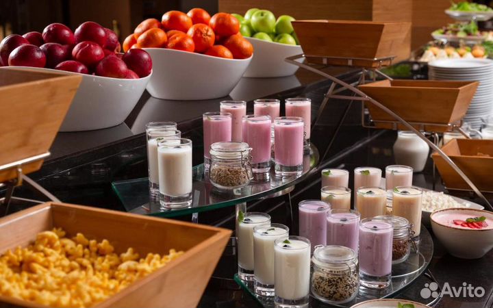 Бармен в отель с проживанием