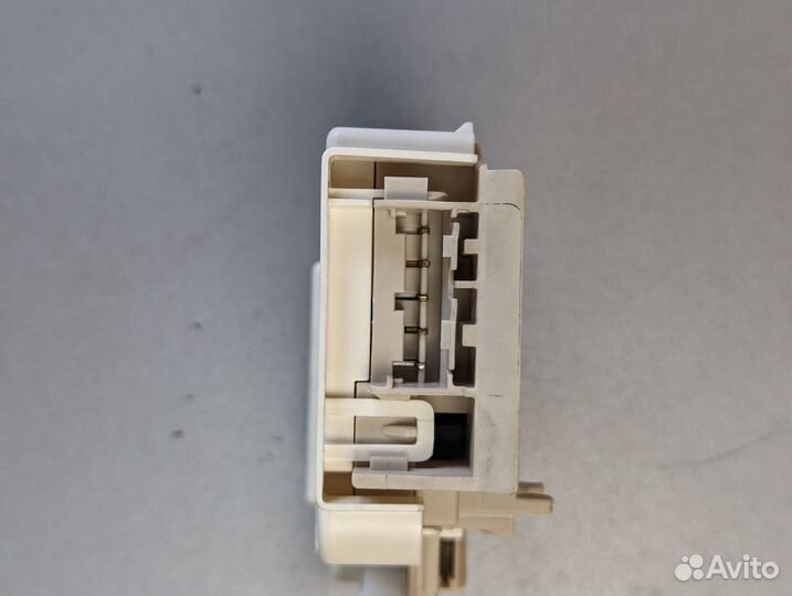 Убл для стиральной машины Miele W1