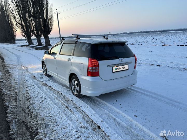Toyota Wish 1.8 AT, 2003, 142 000 км