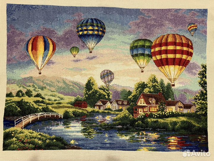 10 вышитых крестиком картин