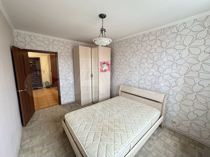 2-к. квартира, 58 м², 10/10 эт.