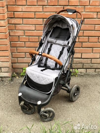 Коляска прогулочная