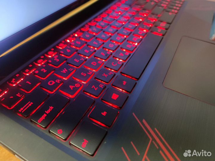 Игровой ноутбук Asus / GTX / 8 ядер