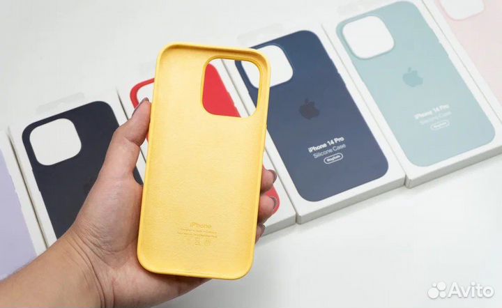 Чехол на iPhone 14 Pro (Люкс копия) Желтый