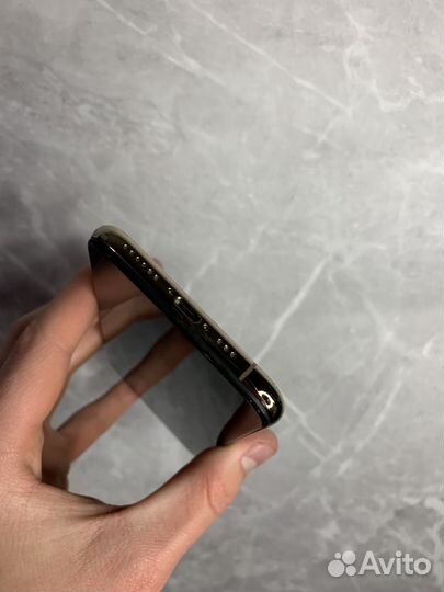iPhone Xs, 64 ГБ