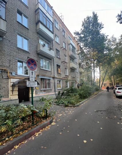 Комната 19 м² в 3-к., 1/5 эт.