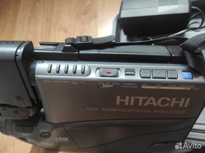 Видеокамера Hitachi vm-2780e