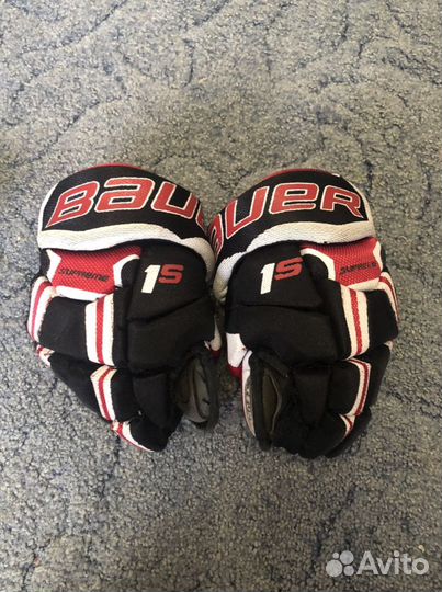 Продам хоккейную экипировку