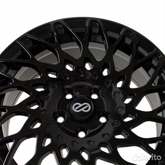 Литые диски Sakura Wheels 9511 (220) R16*7.0 / 5*114.3