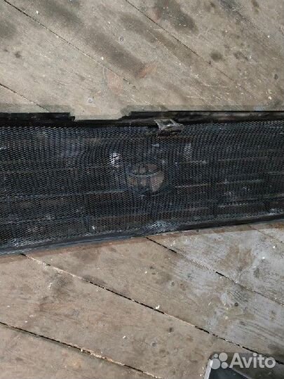 Решетка радиатора toyota land cruiser 100