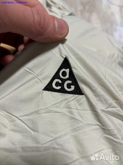 Элегантная жилетка Nike ACG для современных