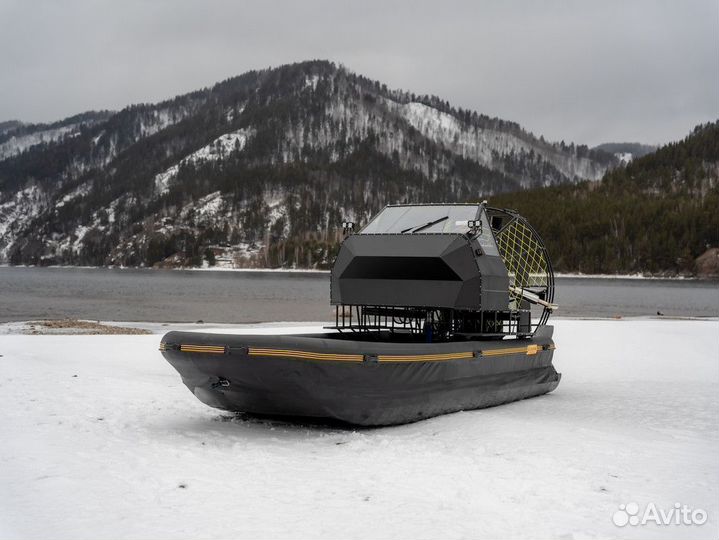 Аэролодка Alligator cargo 700 Черного цвета