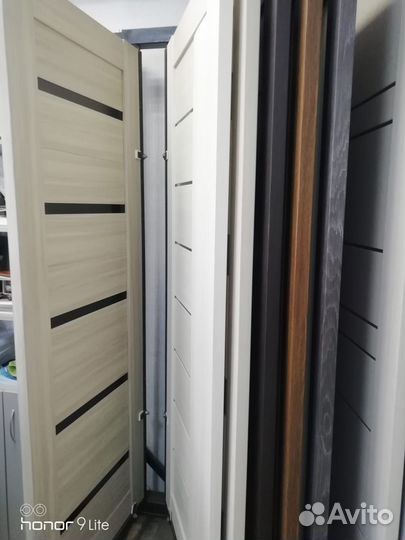 Дверь межкомнатная со стеклом