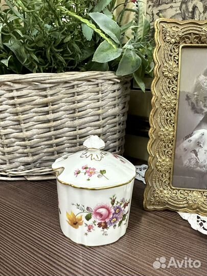 Джемница Royal Crown Derby. Англия