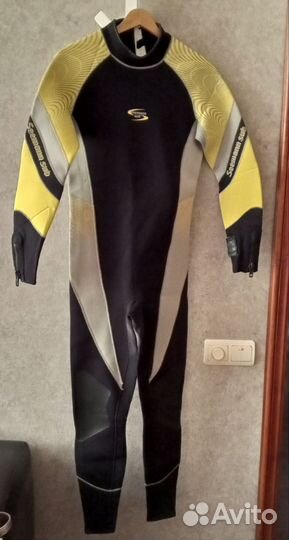 Гидрокостюм