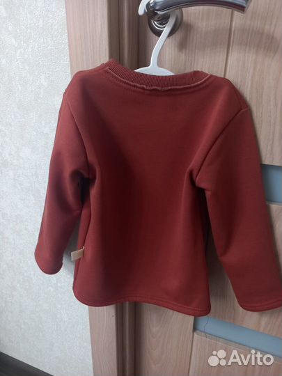 Теплая детская кофта в идеальном состоянии