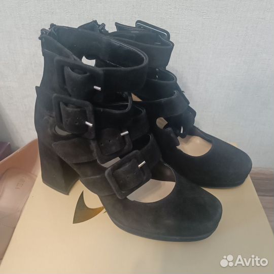 Обувь женская 39,36,38 размер