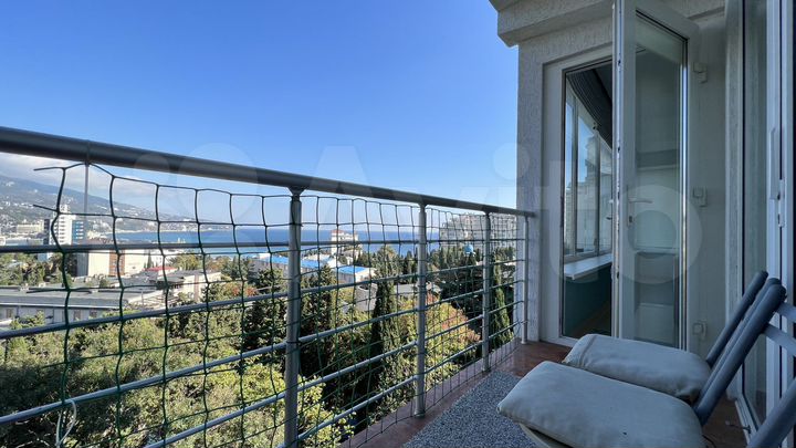 3-к. квартира, 100 м², 6/7 эт.