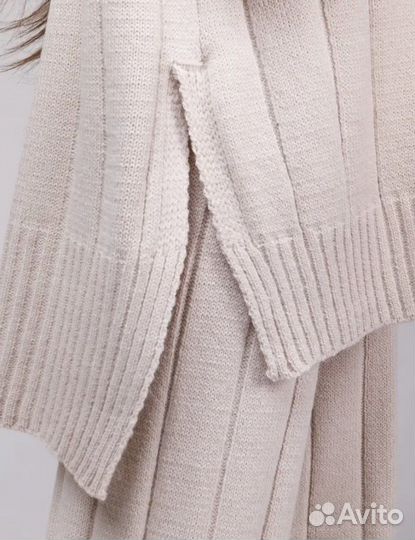 Теплый вязаный костюм