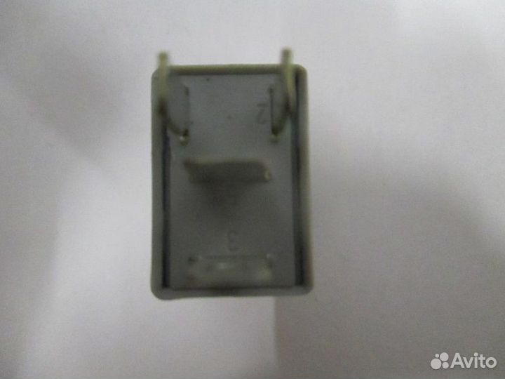 Реле салона Volkswagen Caddy 1.9 2007