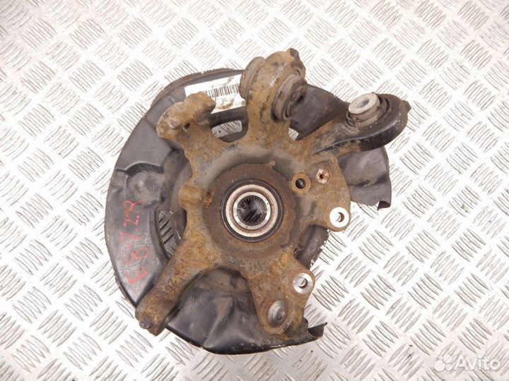 Ступица/Поворотный кулак BMW E87