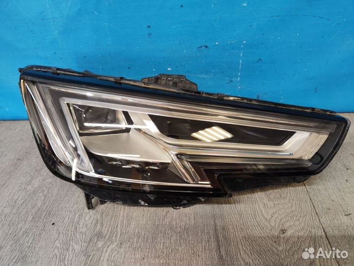 Фара правая Audi A4 2015-2019