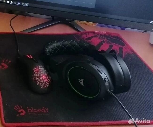 Наушники Corsair HS50