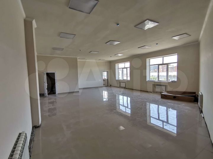 Свободного назначения, 305 м²