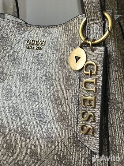 Сумка Guess