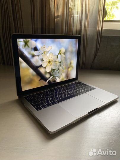 Apple MacBook Pro 13 2017