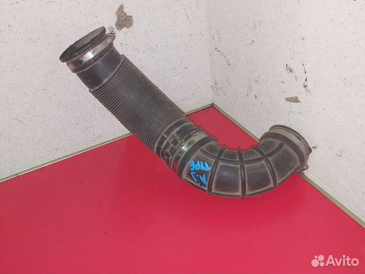 Патрубок воздушного фильтра Opel Astra J