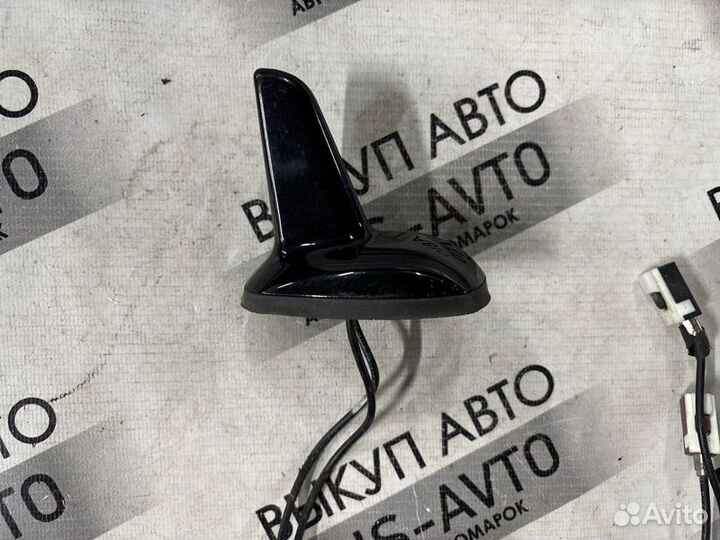 Антенна Mercedes S W221 2005