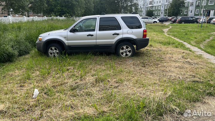 Ford Maverick 3.0 AT, 2005, битый, 150 000 км